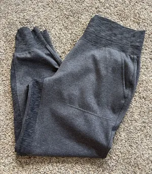 Athleta Venice Joggers (27”) size large thumbnail 1
