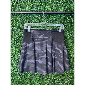Athleta Match Point Camo Skort Size XS thumbnail 2