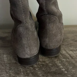 Frye & Co Tania Suede Riding Boots Pull On Brown Taupe Women’s Size 8 thumbnail 7