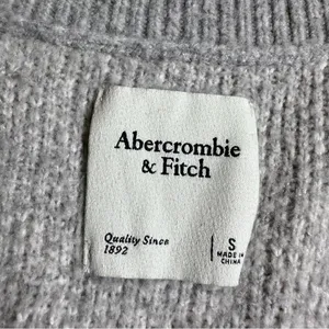 Abercrombie & Fitch Gray Houndstooth Knit Sweater Vest Size Small EUC thumbnail 6