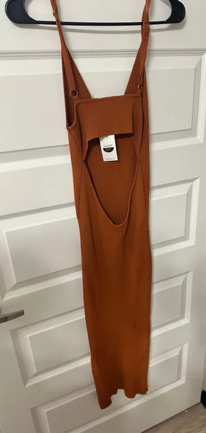 Victoria + Sofia Maxi Dress thumbnail 4
