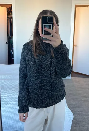 Banana Republic Sweater thumbnail 1