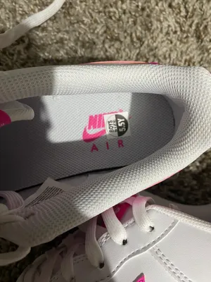 Nike Air Force 1 thumbnail 3