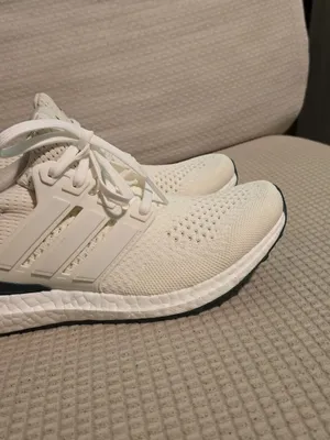 adidas Cream Knit Sneakers with Green Accents thumbnail 3