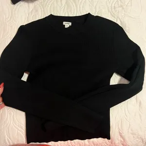 Garage ribbed top thumbnail 2