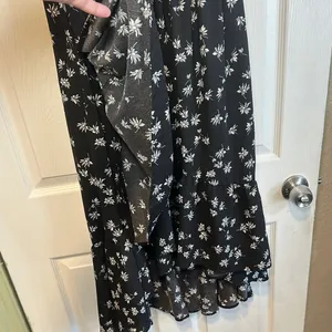 Lane Bryant Black White floral Ruffled Tiered high low off the shoulder Sundress thumbnail 4