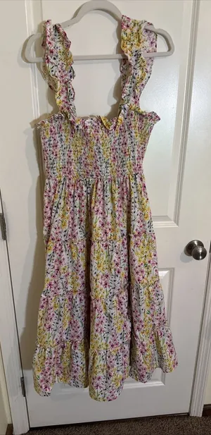 Crown & Ivory Multi Color Floral Sleeveless Smocked Midi Dress Large thumbnail 1