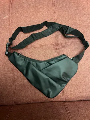 Amazon Adjustable Matte Black Shoulder Fanny Bag thumbnail 1