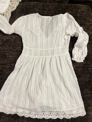 Excellium Collection White Long-sleeve Lace Dress thumbnail 2