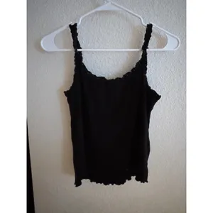 H&M Divided Black Ribbed‎ Lace Trim Camisole Tank Top Lettuce Edge Hem Womens thumbnail 4