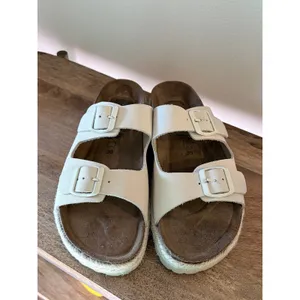Bio Green Spain Ivory White Leather‎ Double Strap Buckle Slide Sandals 39 | 8 thumbnail 2