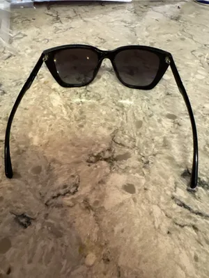 Armani Exchange Black Oversized Women's Sunglasses thumbnail 4