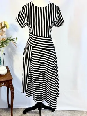 💥Karl Lagerfeld Paris Black White Striped Asymmetrical Midi Dress Sz 4💛 thumbnail 3