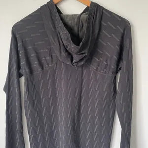 Lululemon Rest Less Hoodie Seamless Athleisure Lightweight Black Size Small thumbnail 6