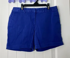 EUC MICHAEL Michael Kors‎ women’s blue khaki casual pocket shorts summer 6 thumbnail 1