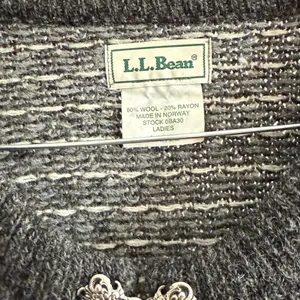 L.L. Bean Gray Knit Cardigan Size L thumbnail 2