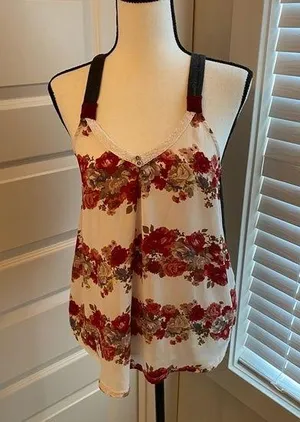 Rewind|| Grey/burgundy/white floral tank thumbnail 1