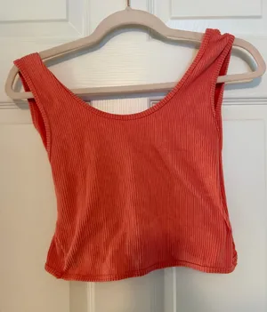 Freshwear Buckle Tank Top Cropped thumbnail 1