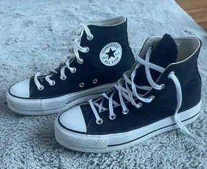 Platform Converse thumbnail 1