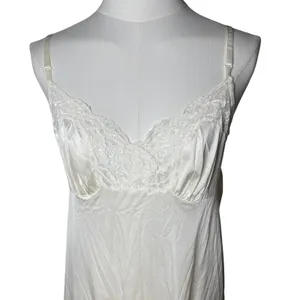 Vintage Ivory‎ Lace Full Slip Nightgown Romantic Bridal Vassarette L thumbnail 3