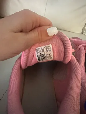 Pink Adidas Women’s Shoes thumbnail 4
