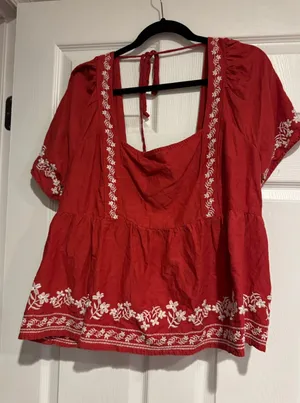 Old Navy Top Women’s thumbnail 1