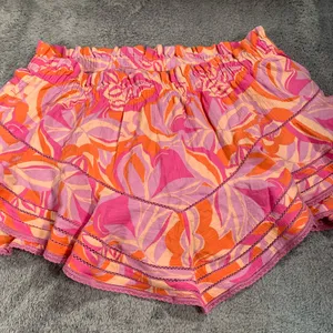 Aerie Pink and Orange Ruffled Skort thumbnail 4