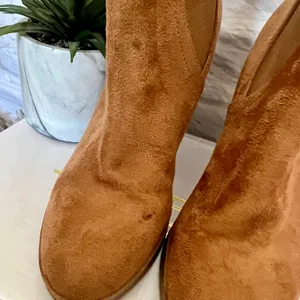 SheIn Camel Faux Suede Booties thumbnail 5