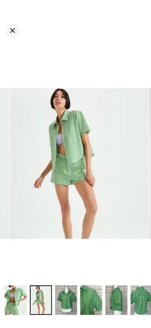 Sunday Best Aritzia Green Gingham Seersucker Button Up Top Size Small. Like New. Vibrant green/white. No stretch. Short sleeve. 20” bust 21” long thumbnail 2