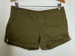 Nike cuffed shorts olive‎ green women’s size 8 casual summer neutral thumbnail 1
