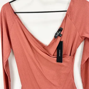 Lulus All Day Fave Rusty Rose Ribbed Surplice Long Sleeve Top Stretch Medium NWT thumbnail 6