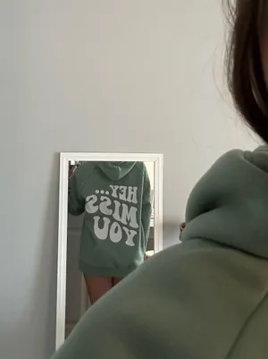 sweatshirt thumbnail 1