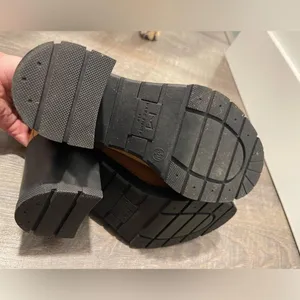 Marc Fisher Vanlisa Lug Sole Chelsea Heeled Combat thumbnail 5