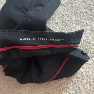 White House Black Market High Rise Sculpt‎ 5-Inch Black Denim Shorts size 6 thumbnail 3