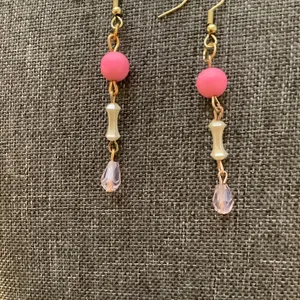 New sharp pink  gold earrings thumbnail 2