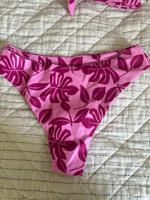 Shein Bandeau Bikini Set Pink thumbnail 7