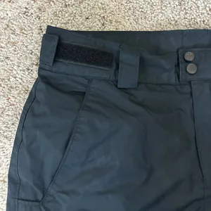 Columbia Black Women’s Cargo Snow Pants thumbnail 4