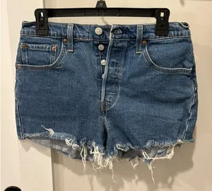 Levi's 501 Women Shorts W28 Blue Denim Original Fit High Rise Cutoff Jeans Sz 28 thumbnail 1