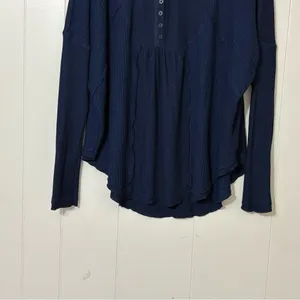 Free People Leo Henley Long Sleeve Top Blue Waffle Knit Oversized Boho Size S thumbnail 2