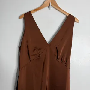 NWT Old Navy Cocoa Satin Summer Wedding Sleeveless Midi Slip Dress 12 Minimalist thumbnail 8
