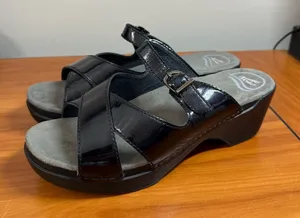 Dansko Sela Patent Leather Slip On Sandal Heel Criss Cross‎ Strappy Buckle Black thumbnail 1