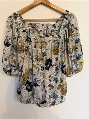 Evereve Floral Square-Neck Blouse in White, Black & Gold thumbnail 1