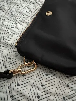 Lululemon Wristlet Pouch Black thumbnail 2