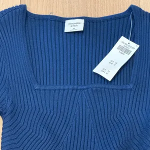 NWT Abercrombie Bodysuit thumbnail 2