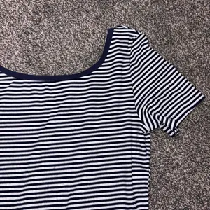 Dazy x StarSeries white & black horizontal striped top in size M. thumbnail 6