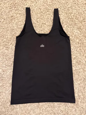 Alo Tank Yoga Top thumbnail 2