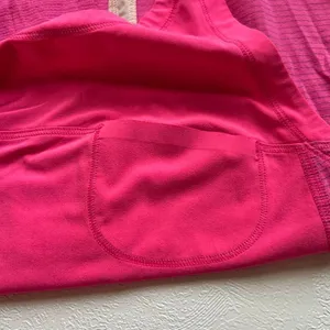 Lululemon Hot Pink Racerback Tank Top Size 6 | Built-In Bra Mesh Back Activewear thumbnail 7