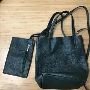 Green BUCKET CROSSBODY BAG Pebbled‎ LEATHER Made in Italy thumbnail 4
