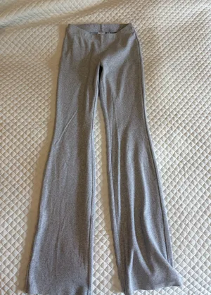 Aritzia TNA cozy fleece flare leggings thumbnail 1