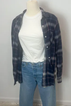 Mossimo Long Sleeve Flannel Button Up  thumbnail 6